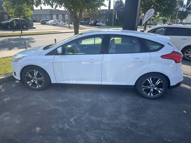 Ford Focus SE 2015