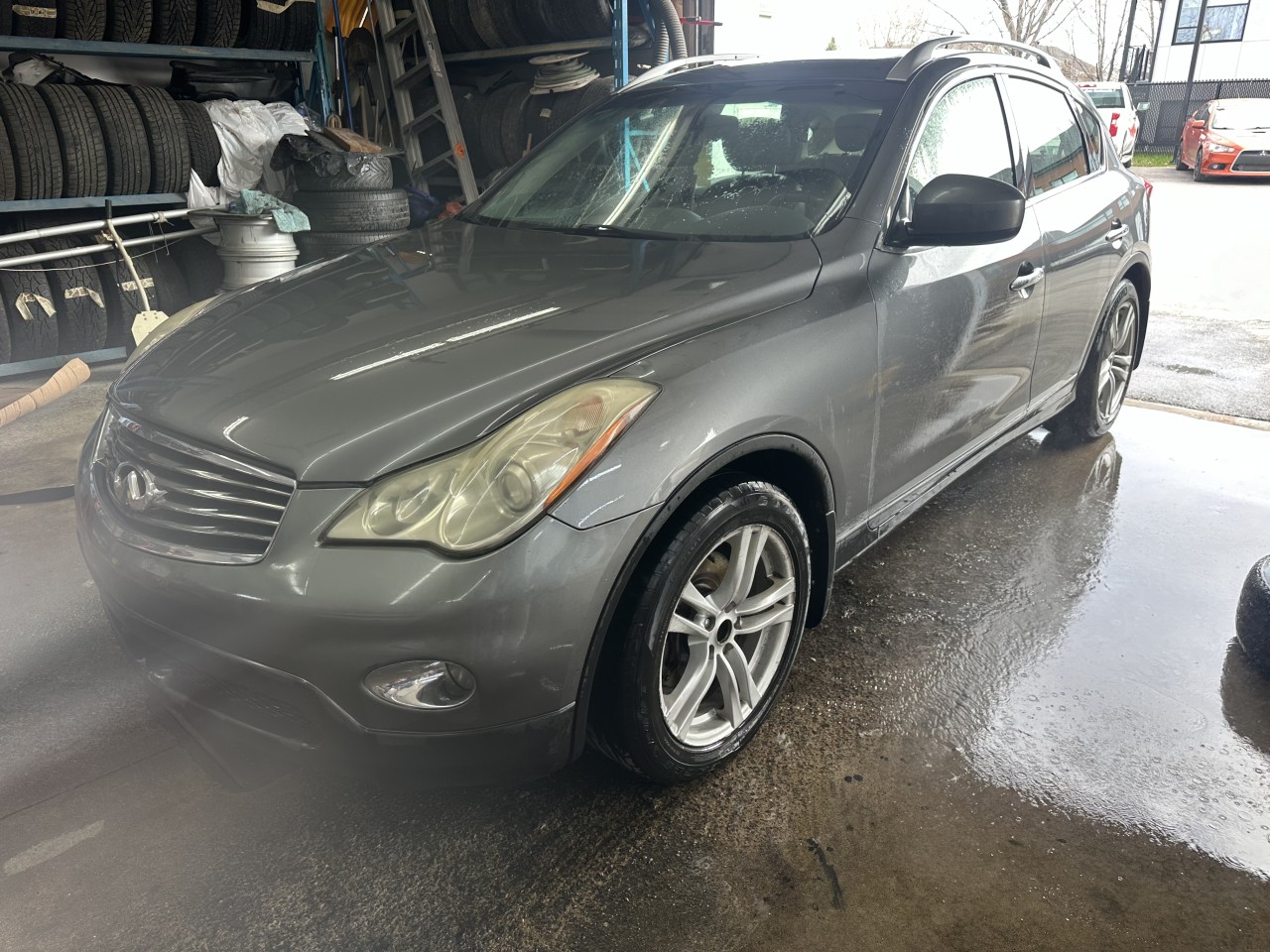 INFINITI 2011 EX35 Journey