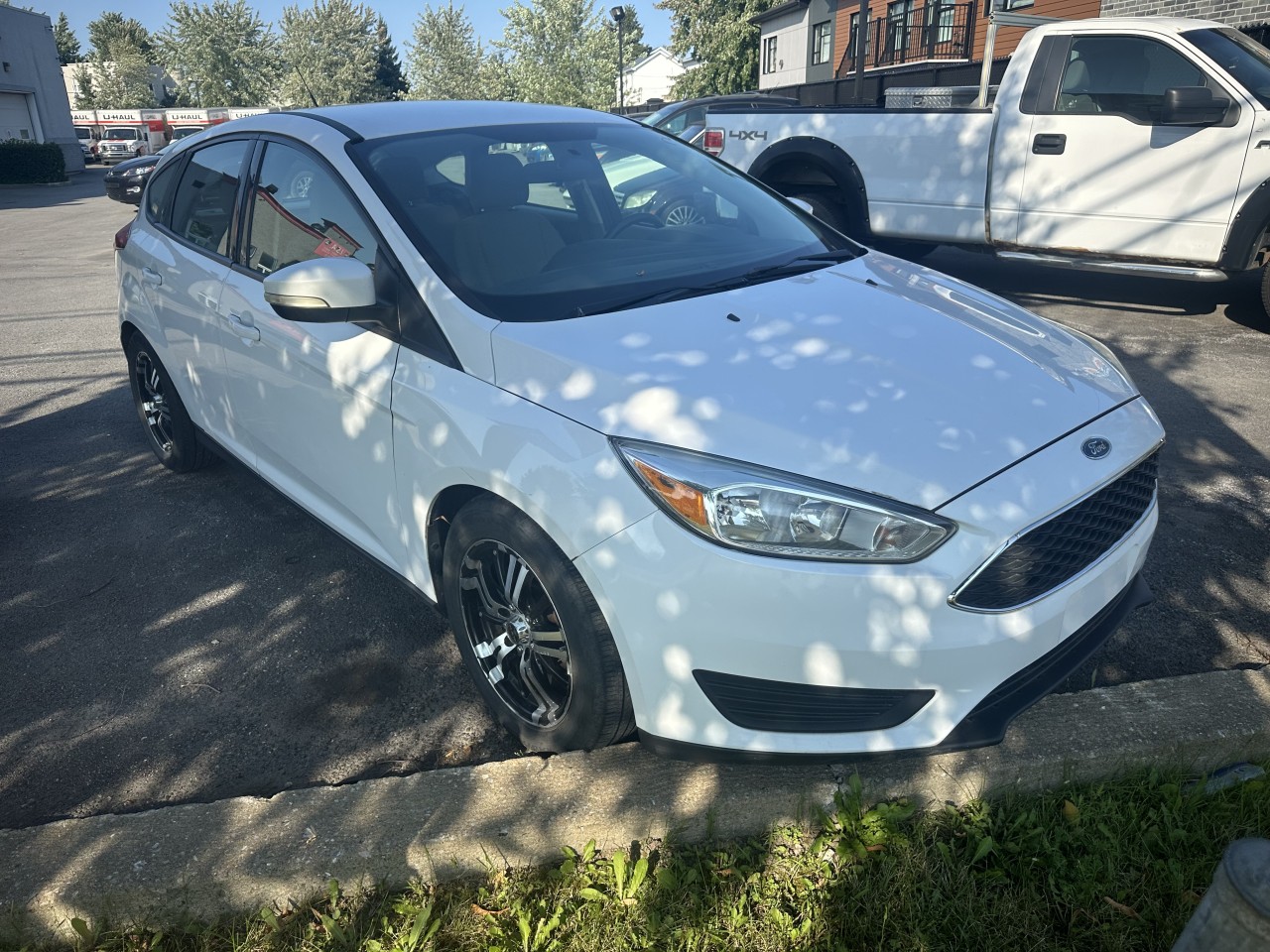 2015 Ford Focus SE Main Image