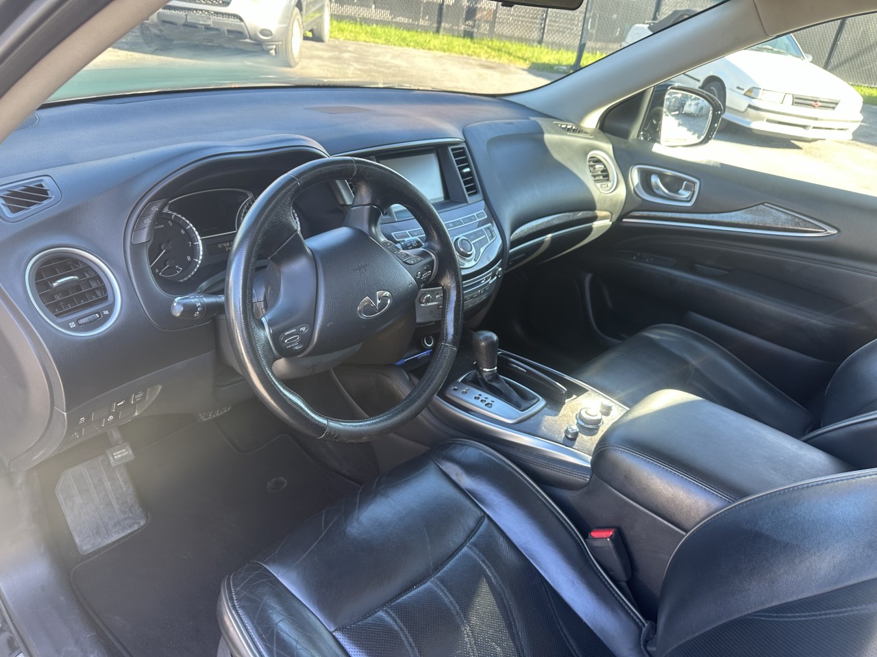 2013 INFINITI JX35 AWD 4dr Main Image